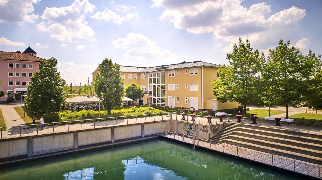 Hotel Am See Neutraubling Εξωτερικό φωτογραφία