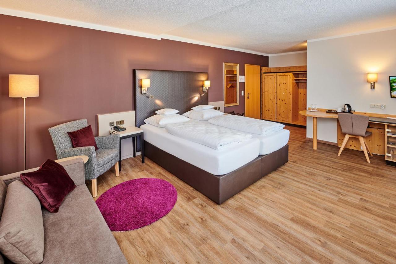 Hotel Am See Neutraubling Δωμάτιο φωτογραφία