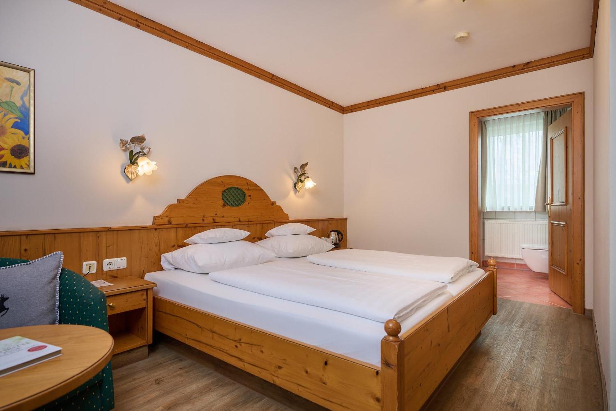 Hotel Am See Neutraubling Δωμάτιο φωτογραφία